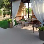 アパート Nikolas House アスプロヴァルタ