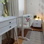 Nikolas House * アスプロヴァルタ