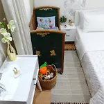 アパート Nikolas House *