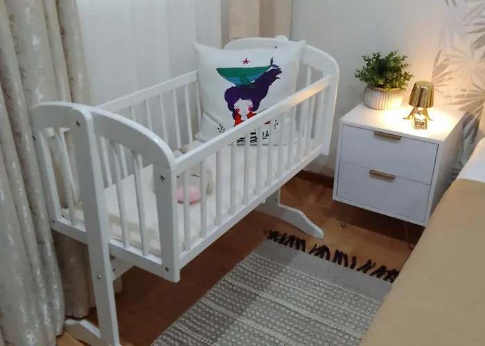 Nikolas House Аспровальта